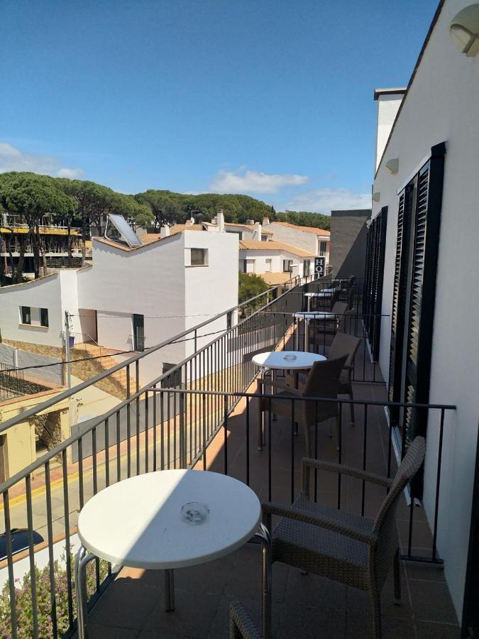 Hotel Mediterrani Calella De Palafrugell Exterior foto
